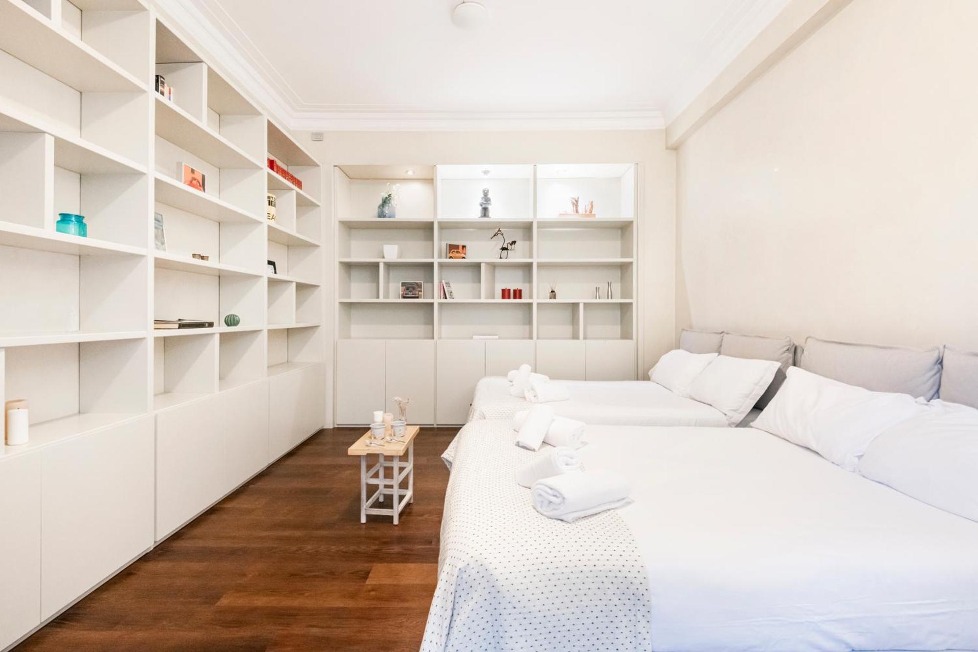 Easylife - Magnificent Splendid Apt Sant'Ambrogio Milan Bagian luar foto