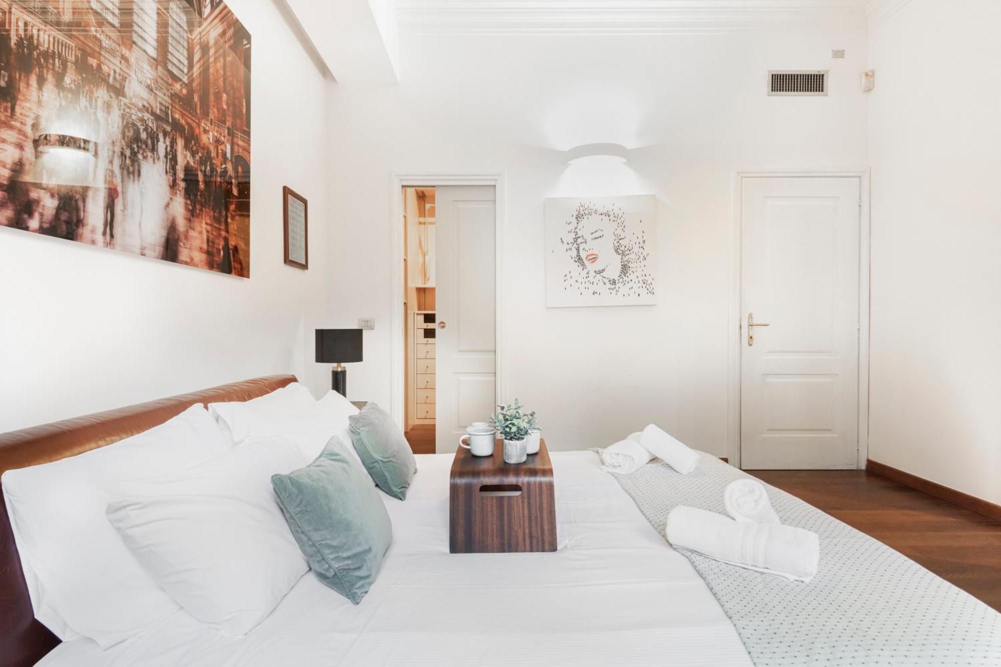 Easylife - Magnificent Splendid Apt Sant'Ambrogio Milan Bagian luar foto