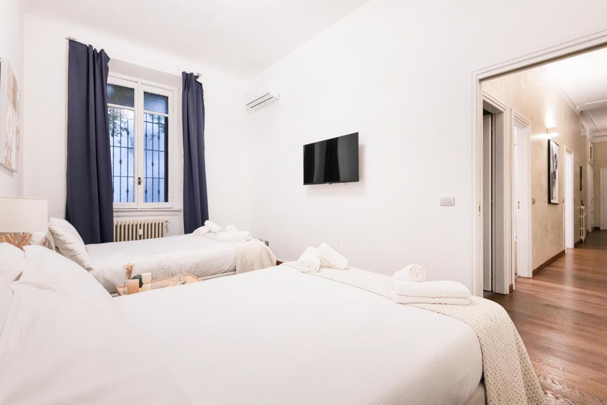 Easylife - Magnificent Splendid Apt Sant'Ambrogio Milan Bagian luar foto