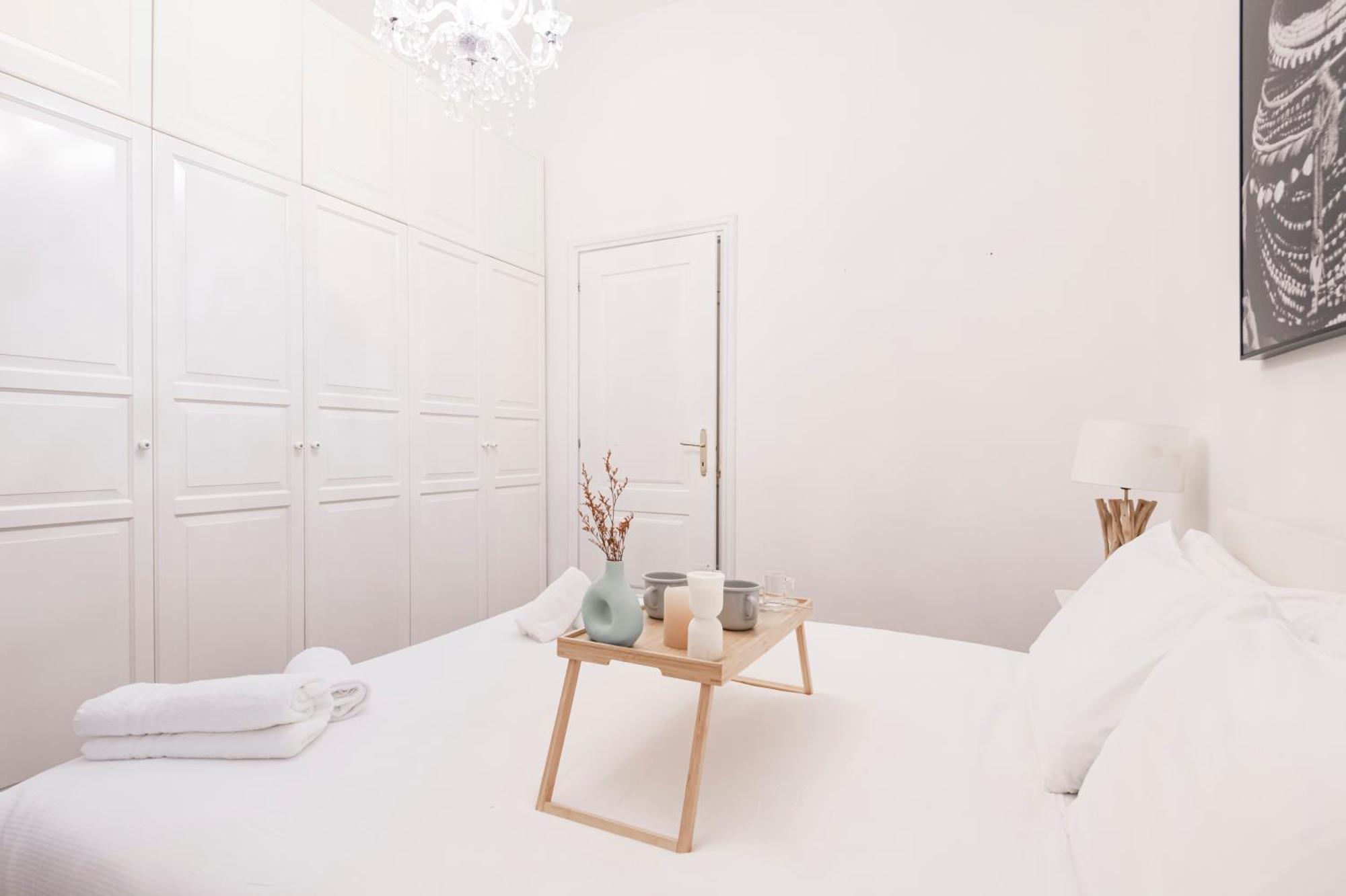 Easylife - Magnificent Splendid Apt Sant'Ambrogio Milan Bagian luar foto